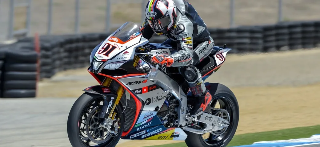 SBK Magny-Cours: pioggia protagonista, Superpole per Haslam