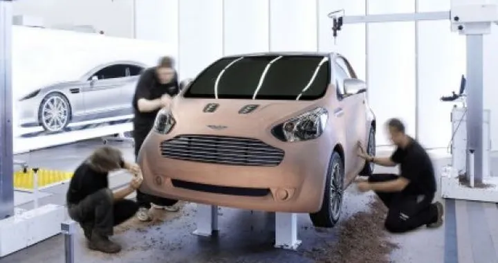 Aston Martin Cygnet: nel 2010 a circa 32.000 Dollari