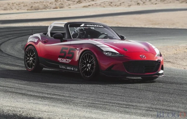 La nuova Mazda MX-5 è pronta per la pista