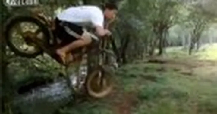 La moto-altalena dal Brasile [video]