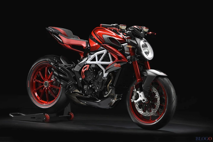 MV Agusta Brutale 800 RR LH44 by Lewis Hamilton