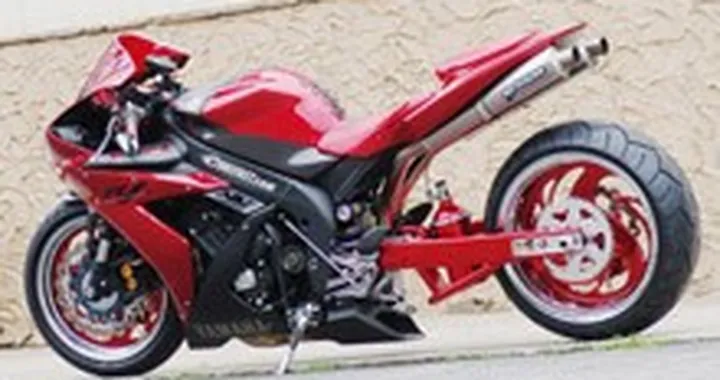 Yamaha R1 alla nitro