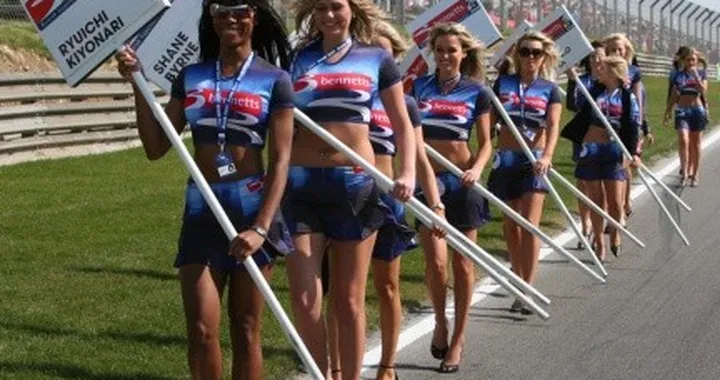 BSB 2007 - Grid Girls di Brands Hatch