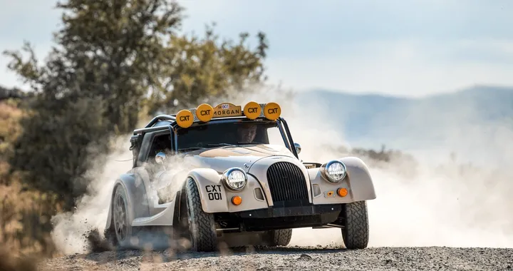 Morgan Plus Four CX-T: versione speciale da fuoristrada