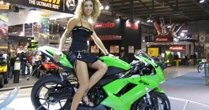 Eicma 2006: le vostre ragazze preferite - 1