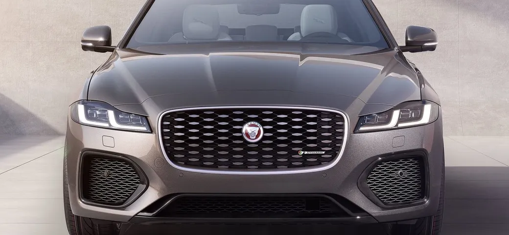 Jaguar: cambio di strategia per spingere le berline XE e XF