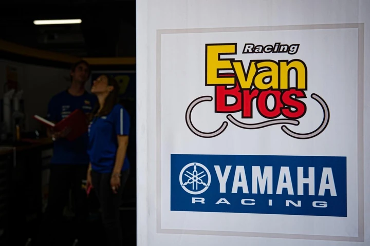 Evan Bros. WorldSSP Yamaha Team Andrea Mantovani