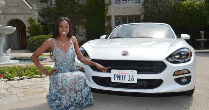 Una Fiat 124 Spider per la coniglietta di Playboy