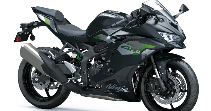 Kawasaki Ninja 2027: nuove colorazioni e ZX-4R anche per patente A2
