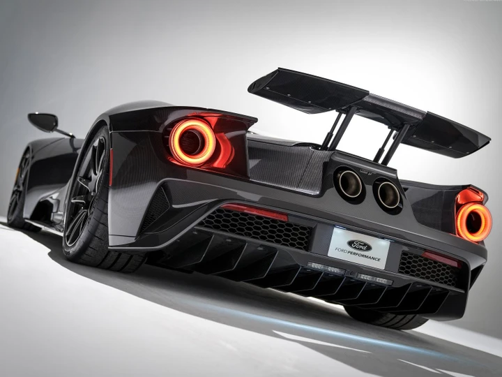Ford GT 2021: nuove colorazioni e grafiche per la sportiva dell'Ovale Blu