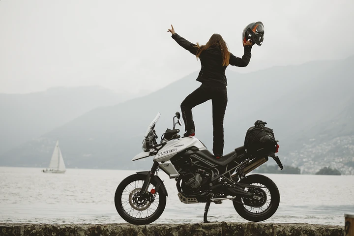 Abbigliamento donna e accessori per le motocicliste da Louis Moto