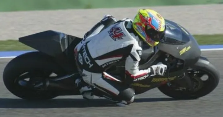 Roby Rolfo riparte dalla Moto2: "Felice della mia MMX Suter"