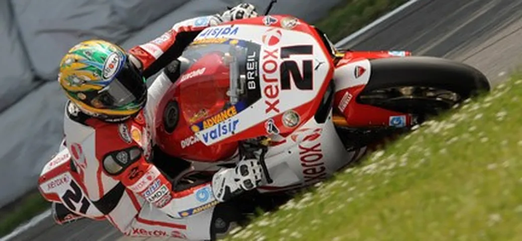 SBK: Bayliss, Checa e Corser in 28 millesimi