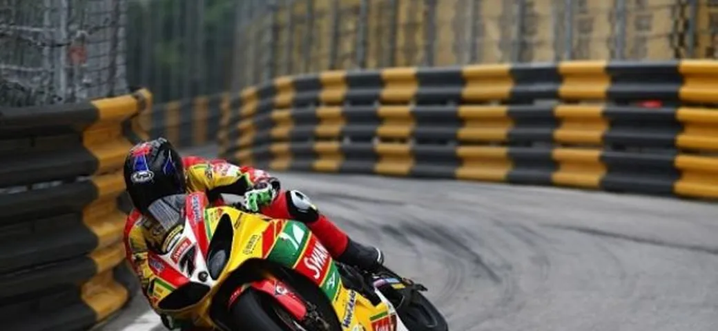 Ian Hutchinson: nuova frattura alla gamba sinistra