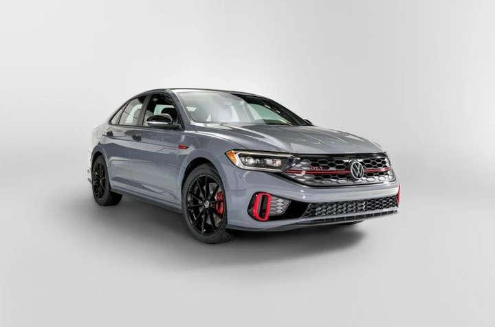 Volkswagen Jetta GLI 40th Anniversary Edition: nuova versione speciale per i 40 anni della GLI [FOTO]
