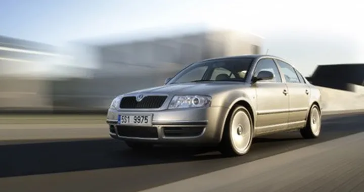La Skoda Superb si rinnova