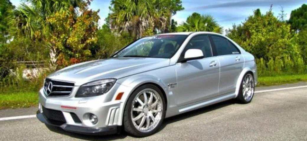 RENNtech C74 Konzept su base Mercedes C63 AMG