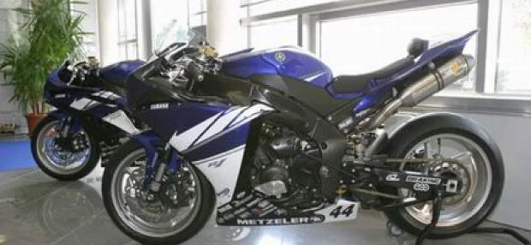 Consegnati i kit per la R Series Cup 2009: tutto pronto al via