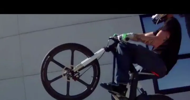 Julien Dupont Ride Audi E-Bike