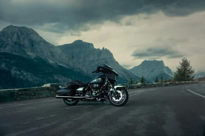 Harley-Davidson CVO Street Glide 2025: la regina delle bagger è tornata