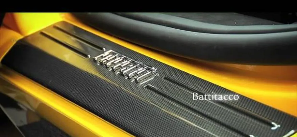 Video: Ferrari ed il programma per la personalizzazione della 458 Italia