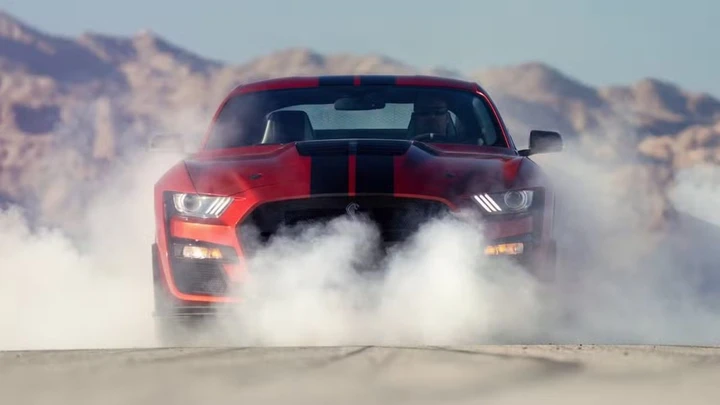 Mustang Shelby GT500: entrerà in produzione quest'anno con un nuovo motore