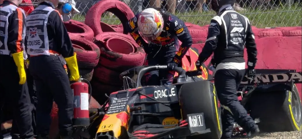 Formula 1: 1,8 milioni di dollari di danni per la Red Bull di Verstappen