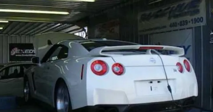 Switzer Performance Nissan GT-R E900: oltre 900 CV a etanolo