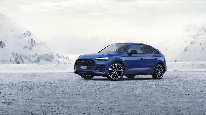Audi A3, Q3 e Q5: arriva l'allestimento Identity Black