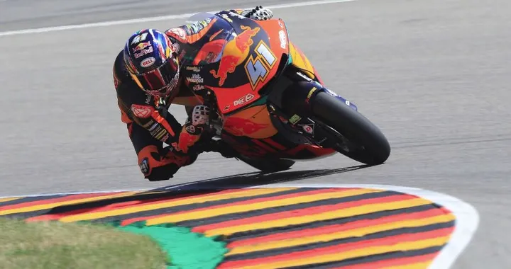 Moto2 Germania: vince Binder, Marini sul podio