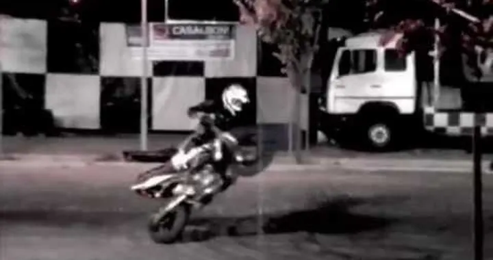 DiDi Bizzarro in "Che Penna"