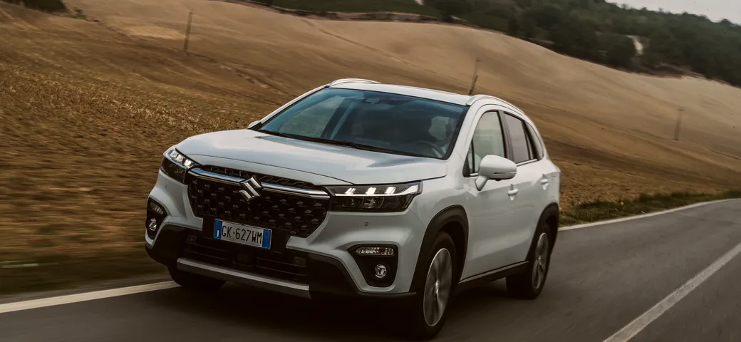 Suzuki S-Cross Hybrid 140V: prezzo, prova, consumi