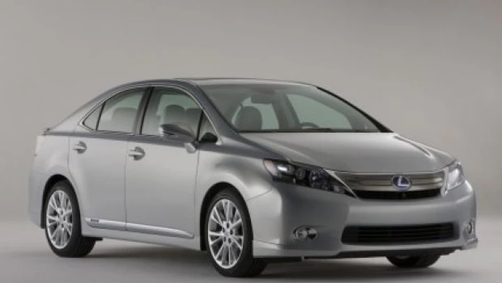 Lexus HS 250h: boom di vendite in Giappone