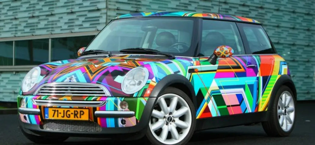 Mini Cooper Kaleidoscopic: l'opera d'arte di Matt W. Moore
