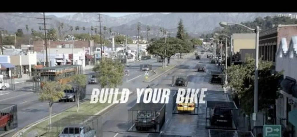 Harley-Davidson Factory Customization in un video