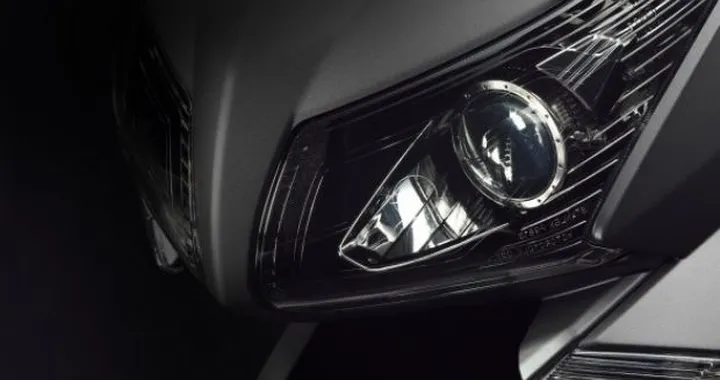 Nuovo Yamaha T-Max 2012: il teaser ufficiale