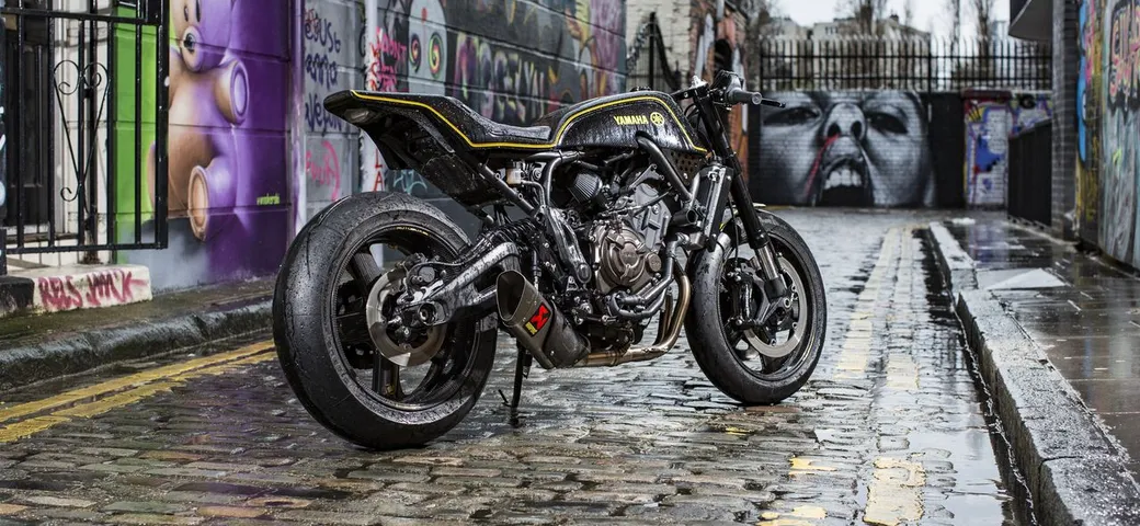 Yamaha XSR700 Yard Built “Double Style” di Rough Crafts