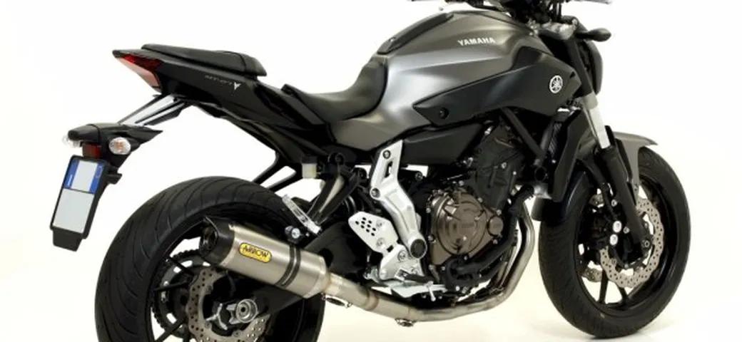 Arrow: scarichi per la Yamaha MT-07