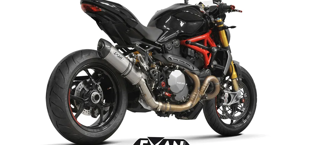 Ducati Monster 1200: quattro diversi scarichi da Exan