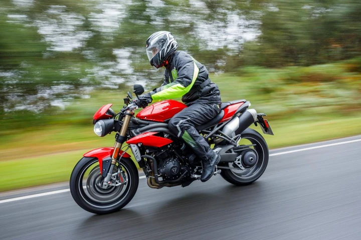 Abbigliamento moto invernale: giacca e pantaloni by Louis Moto