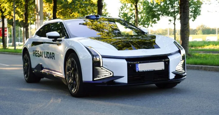 Nuovo LiDAR 6D Hesai: più precisione, più portata e visione a colori per le auto
