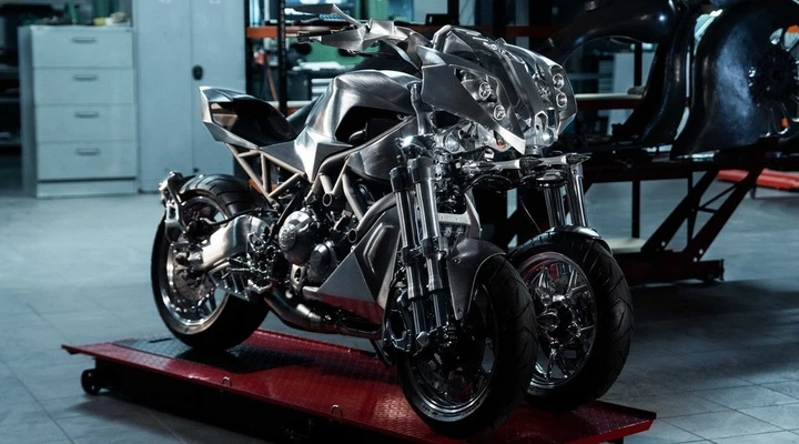Yamaha Niken 
