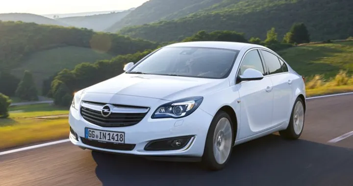 Opel Insignia: l’efficienza dei potenti motori