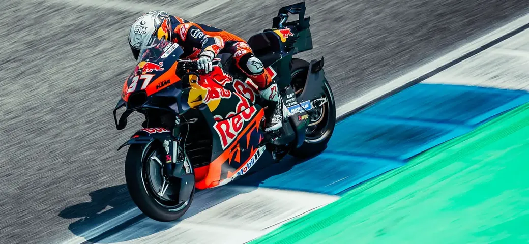 MotoGP 2025, Brno: Espargaro chiamato a sostituire Viñales, torna anche Bastianini