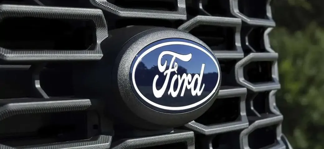 Ford richiamo per 29.000 vetture: i problemi sono allo sterzo