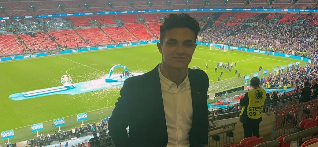 Lando Norris rapinato a Wembley dopo Italia-Inghilterra