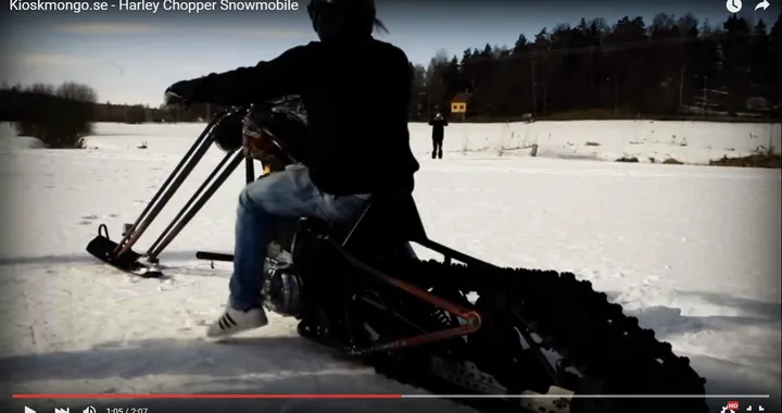 Harley-Davidson trasformata in motoslitta [Video]