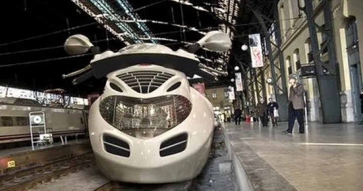 Foto del giorno: quanto è tosto 'sto treno!