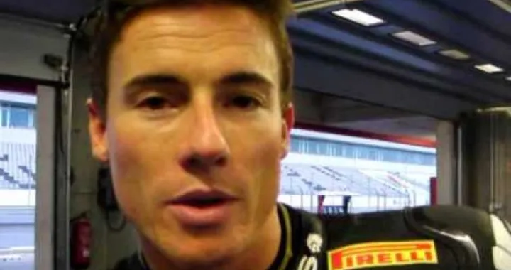 Video: La prima di James Toseland sulla Yamaha WSB
