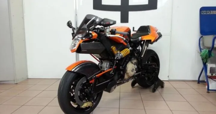 Vyrus 984 Ultimate Edition